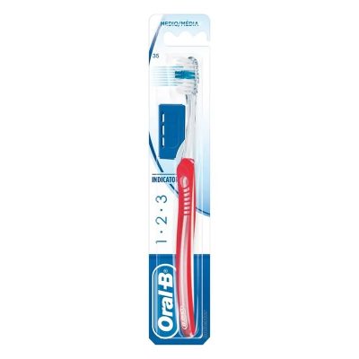 ORAL-B 123 Indicator Χειροκίνητη Οδοντόβουρτσα 35mm Μέτρια Κόκκινο